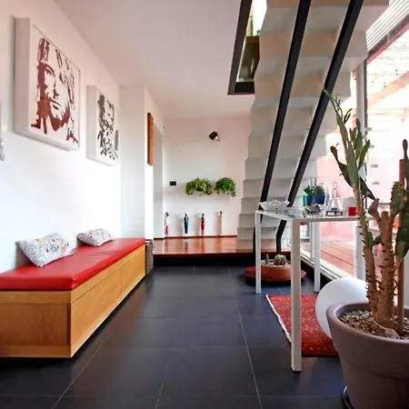 Besondere Und Einzigartige Penthouse Mit Blick Appartamento